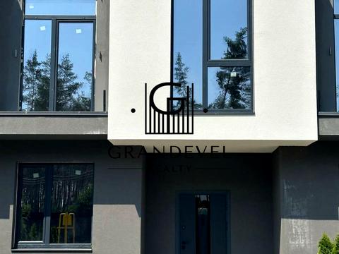 дом по адресу козацька, 5