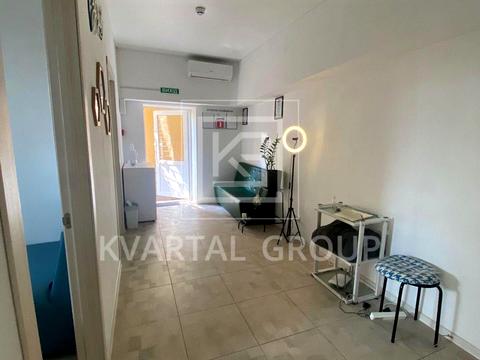 комерційна за адресою Українська вул., 2-Ю