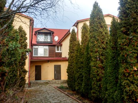 будинок за адресою Озерна вул.