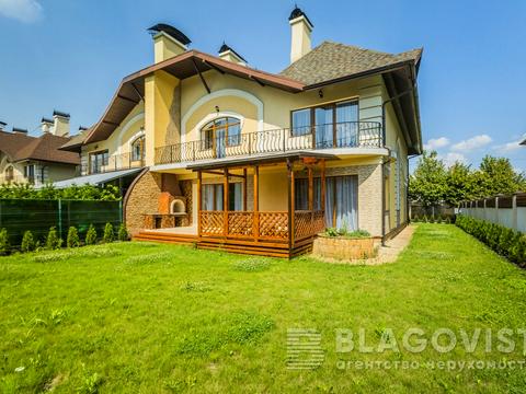 будинок за адресою Берегова вул., 1