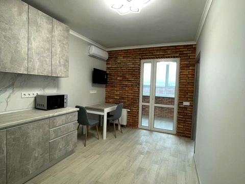 квартира за адресою Лісова вул., 3