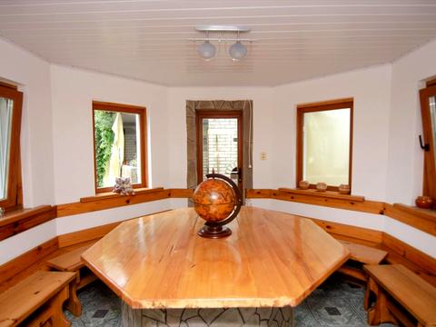 будинок за адресою кременчуцька, 1