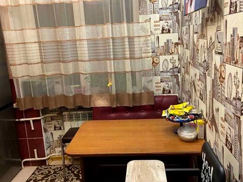 квартира за адресою Андрія Первозванного, 52