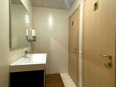 комерційна за адресою Юлії Здановської вул. (Ломоносова), 73