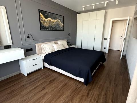 квартира за адресою Причальна вул., 14