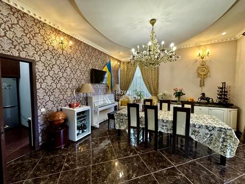 будинок за адресою Анатолія Солов'яненка вул.