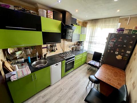 квартира за адресою Космонавтів вул., 94