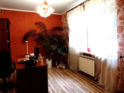 будинок за адресою Українська вул.