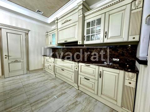 будинок за адресою Набережна вул.