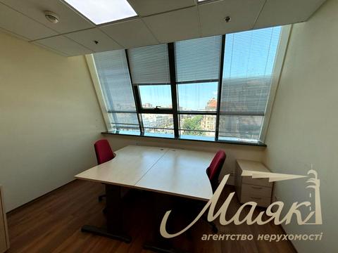 коммерческая по адресу Большая Васильковская ул. (Красноармейская), 12