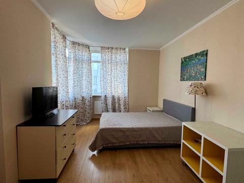 квартира по адресу Феодосийская ул., 1