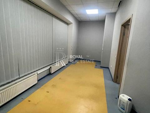 коммерческая по адресу Днепровская набережная ул., 13