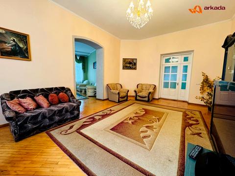 квартира по адресу Михаила Грушевского ул., 1