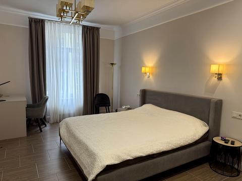 квартира за адресою Дегтярна вул., 18