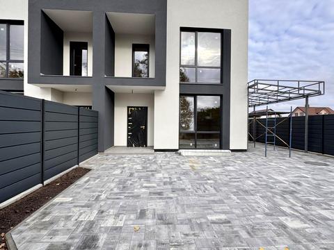 будинок за адресою Садова