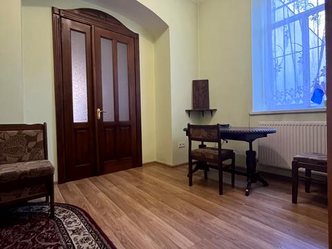 квартира по адресу Ефремова ул., 21