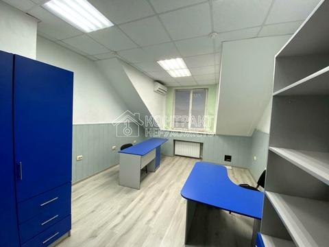 комерційна за адресою Космічна вул., 26