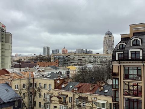 квартира за адресою Назарівська вул. (Вєтрова), 23-А
