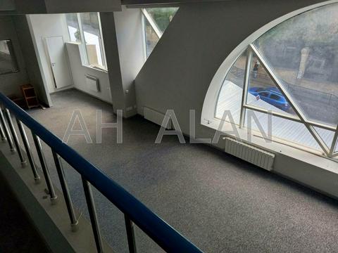 комерційна за адресою Шовковична вул., 42-44