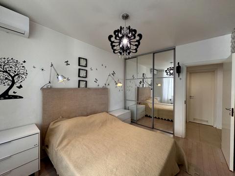 квартира за адресою Верховинна вул., 37