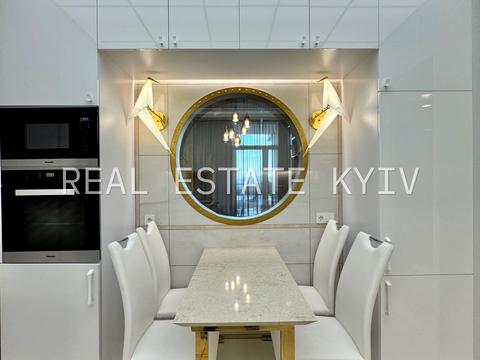 квартира за адресою Джона Маккейна вул. (Івана Кудрі), 7