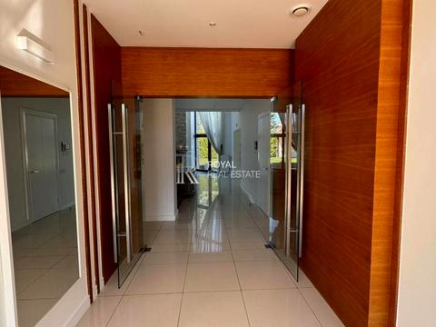 будинок за адресою молодіжна