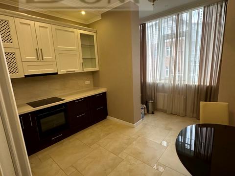 квартира за адресою Французький бульв., 60г