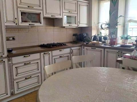 квартира за адресою Хорива вул., 22/28