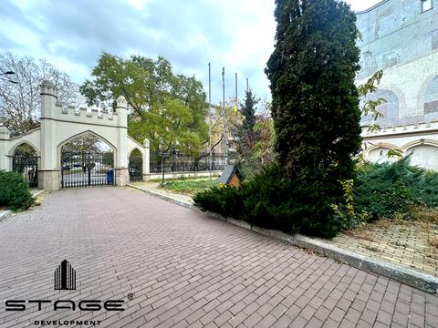 комерційна за адресою Гоголя вул., 2