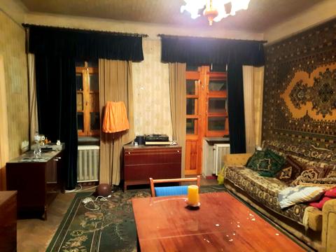 квартира за адресою Куликівський узвіз (Революції), 8/10