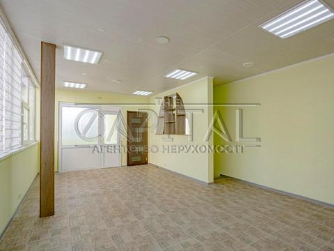 коммерческая по адресу Ларисы Руденко ул., 6-А