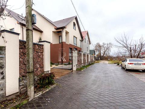 будинок за адресою орхідейна, 1