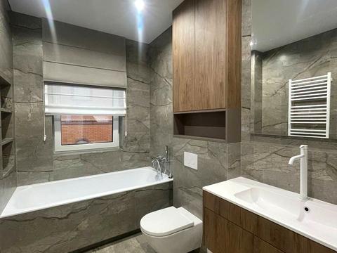 будинок за адресою Травнева