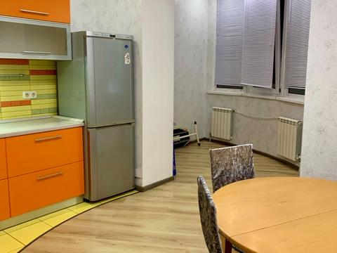 квартира за адресою Володимира Івасюка просп. (Героїв Сталінграду), 6