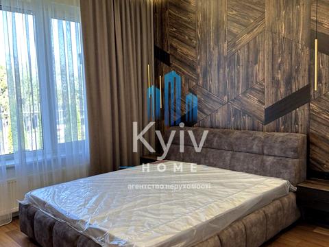 дом по адресу вул. Велика Набережна