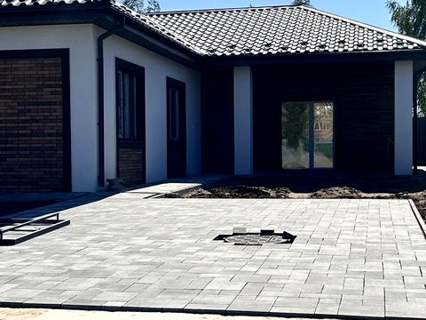 будинок за адресою Бориса Лятошинського вул. (1 Травня)