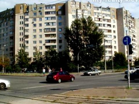 квартира по адресу Анны Ахматовой ул., 7-15