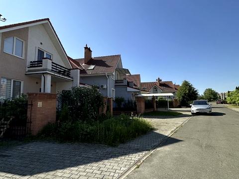 будинок за адресою Парковая, 1