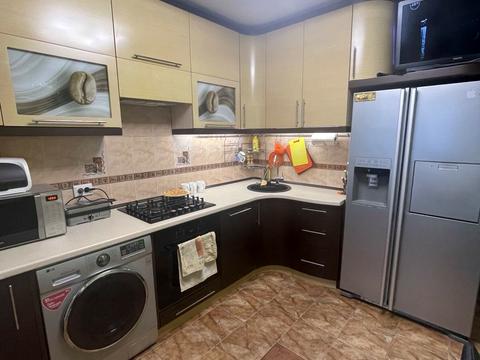 квартира за адресою Академіка Сахарова вул., 38