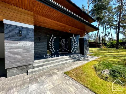 дом по адресу Плютовская ул.