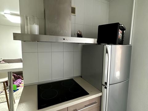 квартира за адресою Менделєєва вул., 12