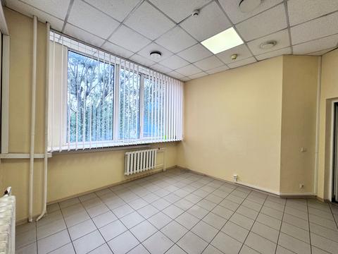 комерційна за адресою Ґарета Джонса вул. (Сім'ї Хохлових), 15