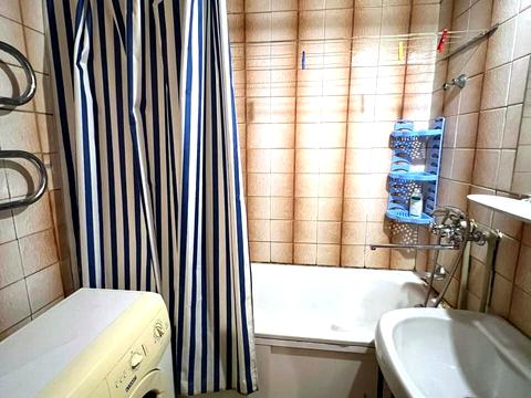 квартира по адресу Квартальна ул. (Гладкова), 35