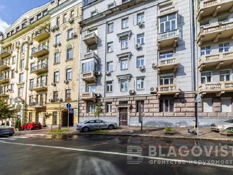 квартира за адресою Шовковична вул., 32/34