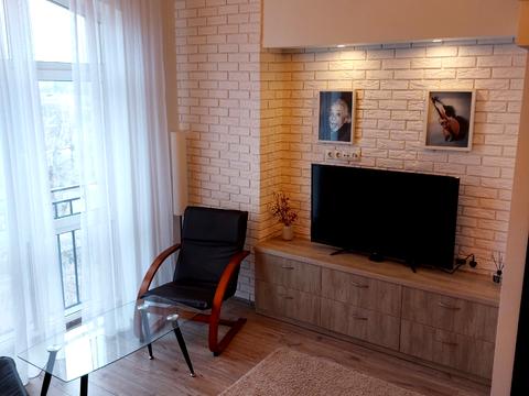 квартира за адресою Райдужна вул., 44