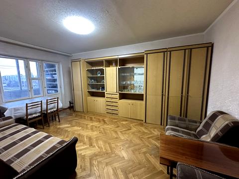 квартира по адресу Драйзера Теодора вул., 18