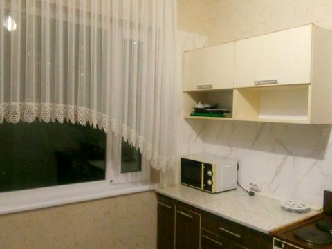 квартира за адресою Академіка Заболотного вул., 2