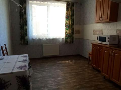 квартира за адресою Академіка Сахарова вул., (30 перлина)