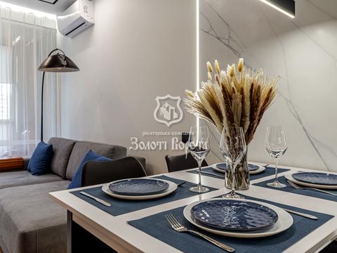 квартира за адресою Олександра Олеся вул., 10