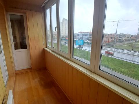 квартира за адресою Володимира Івасюка просп. (Героїв Сталінграду), 11